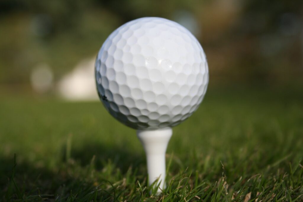 We trial Amazons biggest selling golf ball.